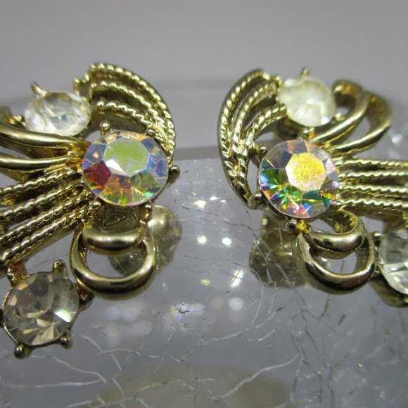 Coro Vintage Clip Earrings with Rhinestones for Women - Picture 3 of 6